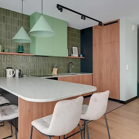 Doki Living By Blue Mandarin Parking & Foodhall Gdansk Room photo