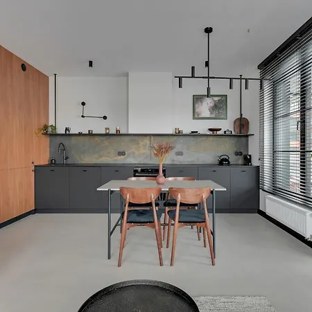 Doki Living By Blue Mandarin Parking & Foodhall Gdansk Room photo