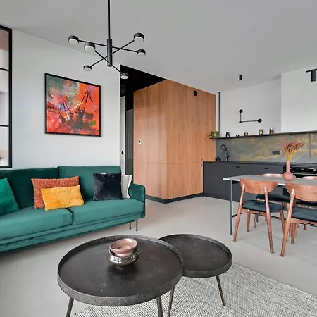 Doki Living By Blue Mandarin Parking & Foodhall Gdansk Room photo