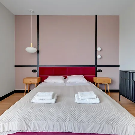 Doki Living By Blue Mandarin Parking & Foodhall Gdansk Room photo