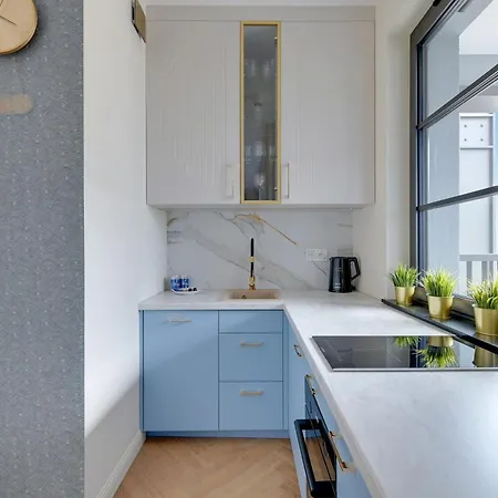 Doki Living By Blue Mandarin Parking & Foodhall Gdansk Room photo
