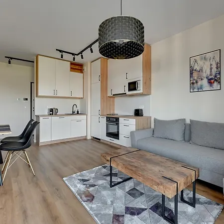Doki Living By Blue Mandarin Parking & Foodhall Gdansk Room photo