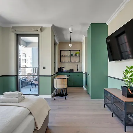 Doki Living By Blue Mandarin Parking & Foodhall Gdansk Room photo