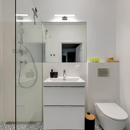 Doki Living By Blue Mandarin Parking & Foodhall Gdansk Room photo