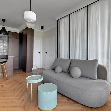 Doki Living By Blue Mandarin Parking & Foodhall Gdansk Room photo