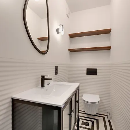 Doki Living By Blue Mandarin Parking & Foodhall Gdansk Room photo