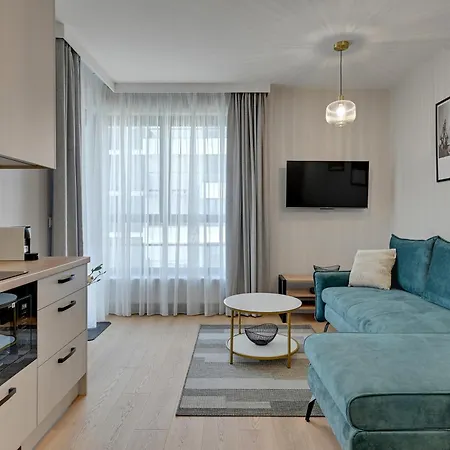 Doki Living By Blue Mandarin Parking & Foodhall Gdansk Room photo