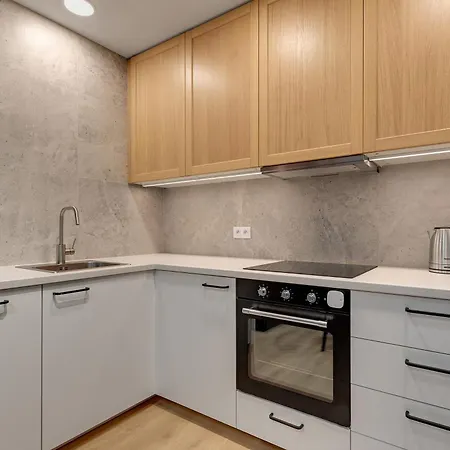 Doki Living By Blue Mandarin Parking & Foodhall Gdansk Room photo