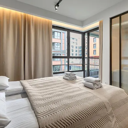 Doki Living By Blue Mandarin Parking & Foodhall Gdansk Room photo