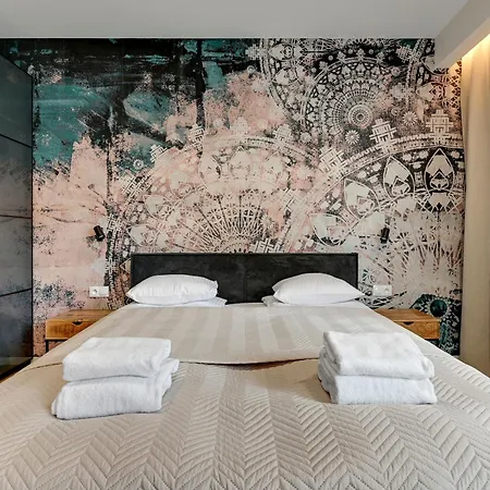 Doki Living By Blue Mandarin Parking & Foodhall Gdansk Room photo